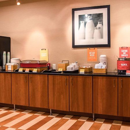 Hampton Inn Gloucester Luaran gambar