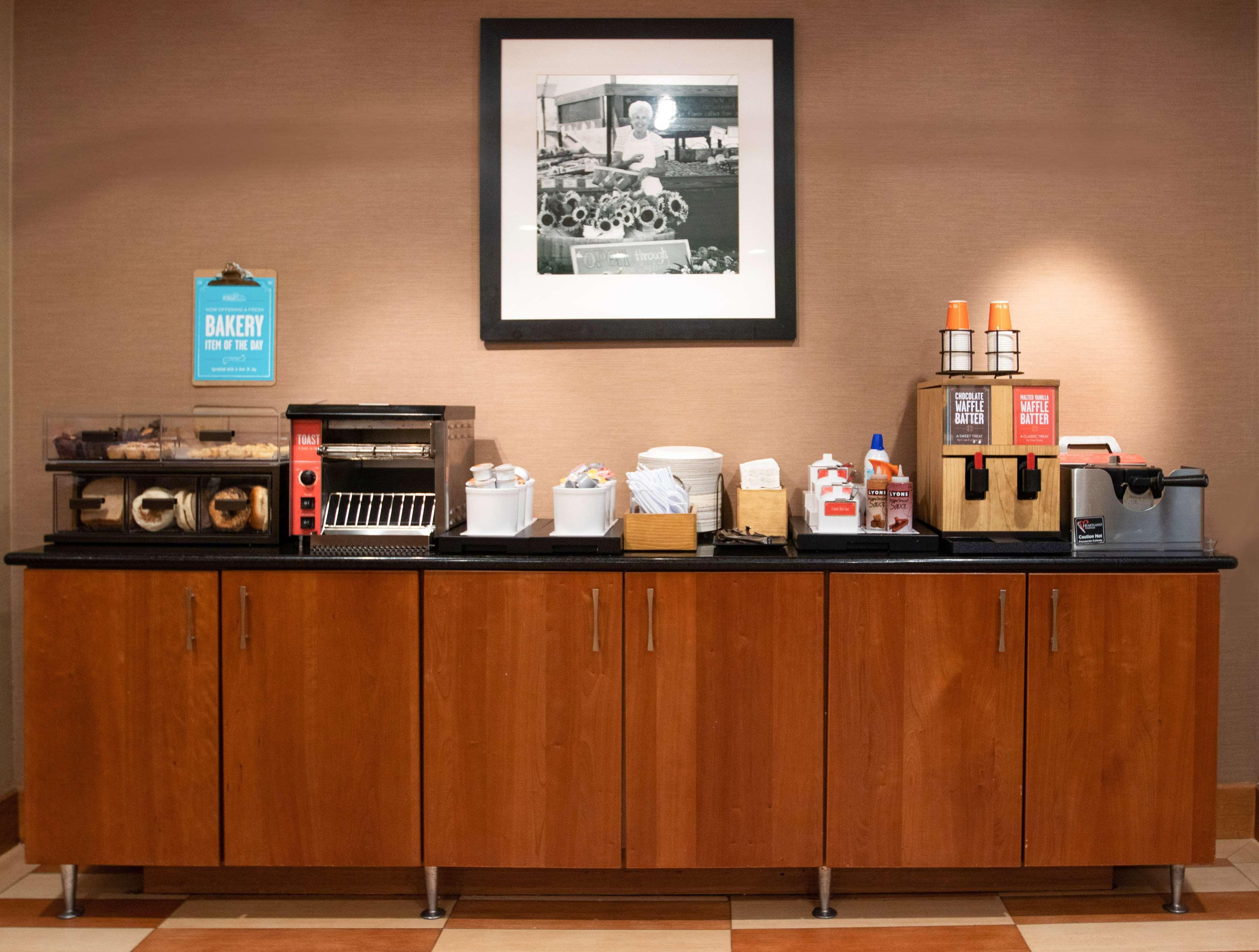 Hampton Inn Gloucester Luaran gambar