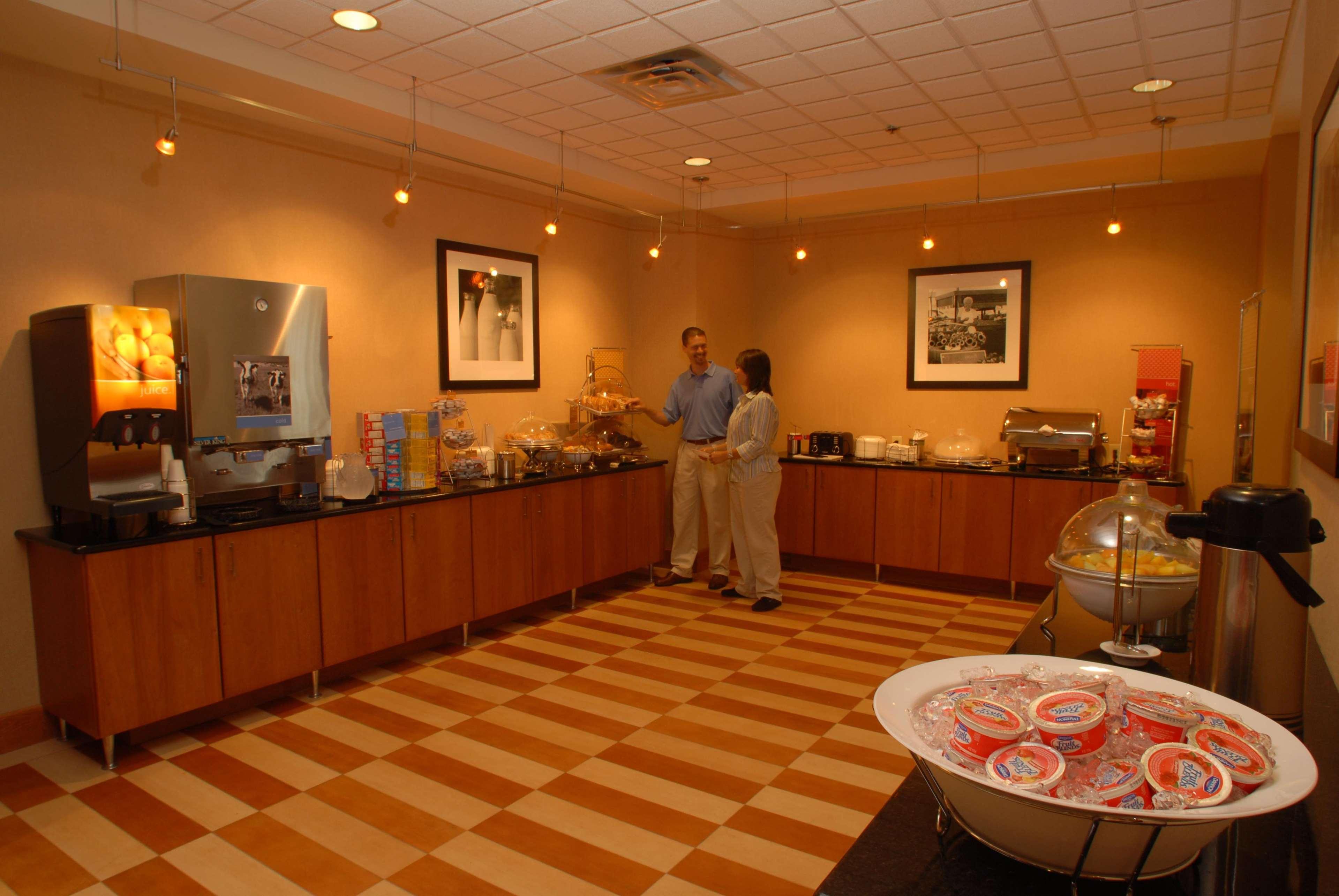 Hampton Inn Gloucester Luaran gambar