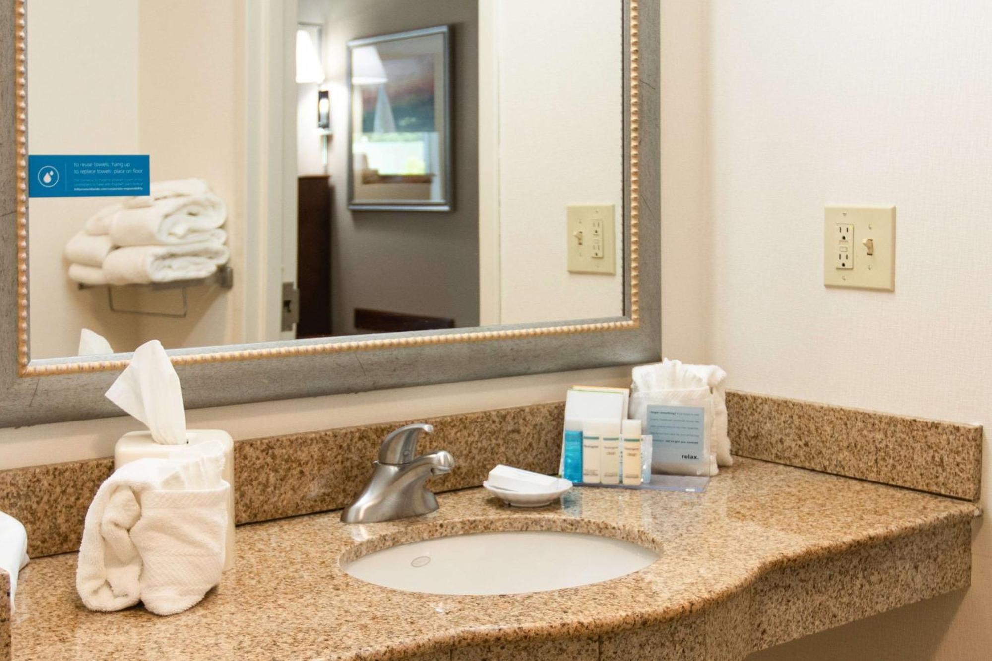 Hampton Inn Gloucester Luaran gambar