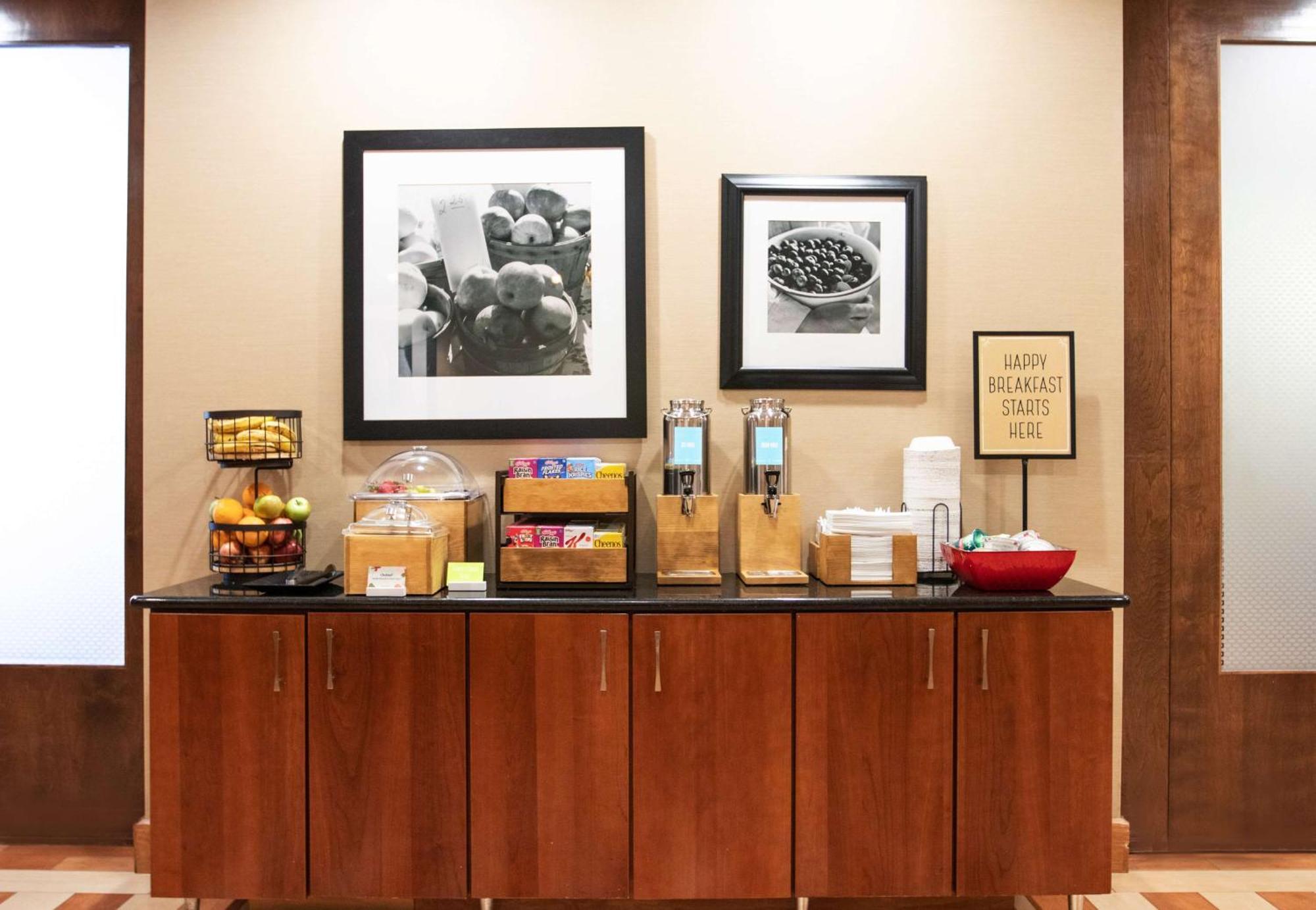 Hampton Inn Gloucester Luaran gambar