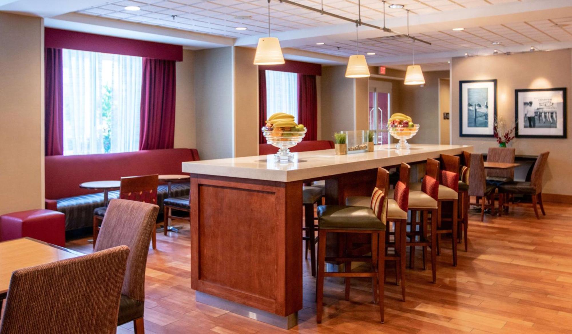 Hampton Inn Gloucester Luaran gambar